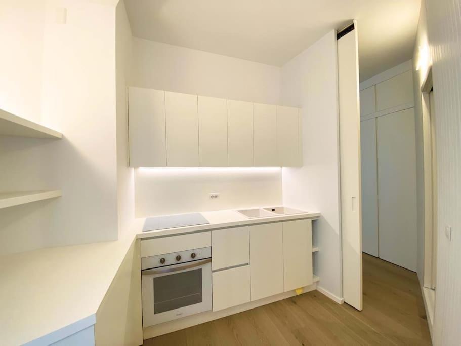 קומו The Window On The Theatre And The Cathedral - Luxury Apartment מראה חיצוני תמונה