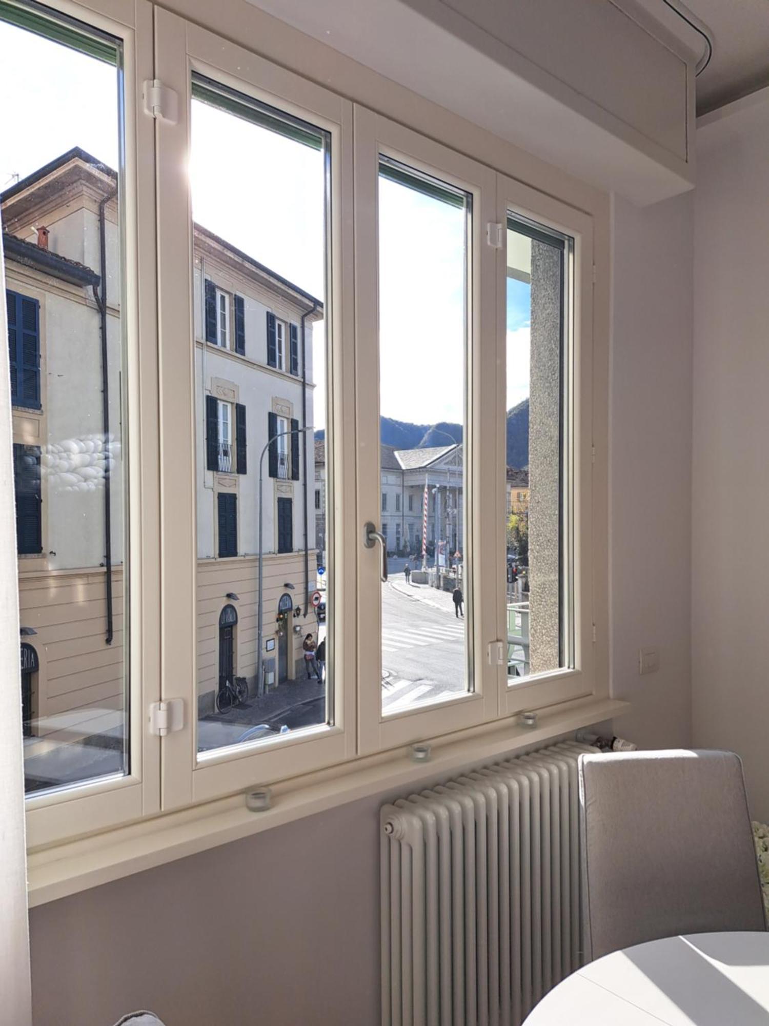 קומו The Window On The Theatre And The Cathedral - Luxury Apartment מראה חיצוני תמונה