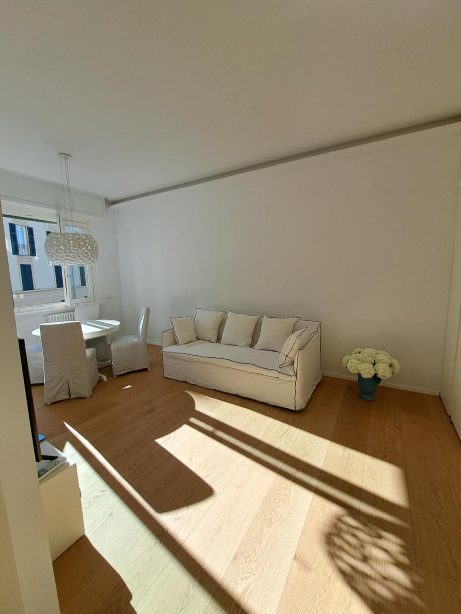 קומו The Window On The Theatre And The Cathedral - Luxury Apartment מראה חיצוני תמונה