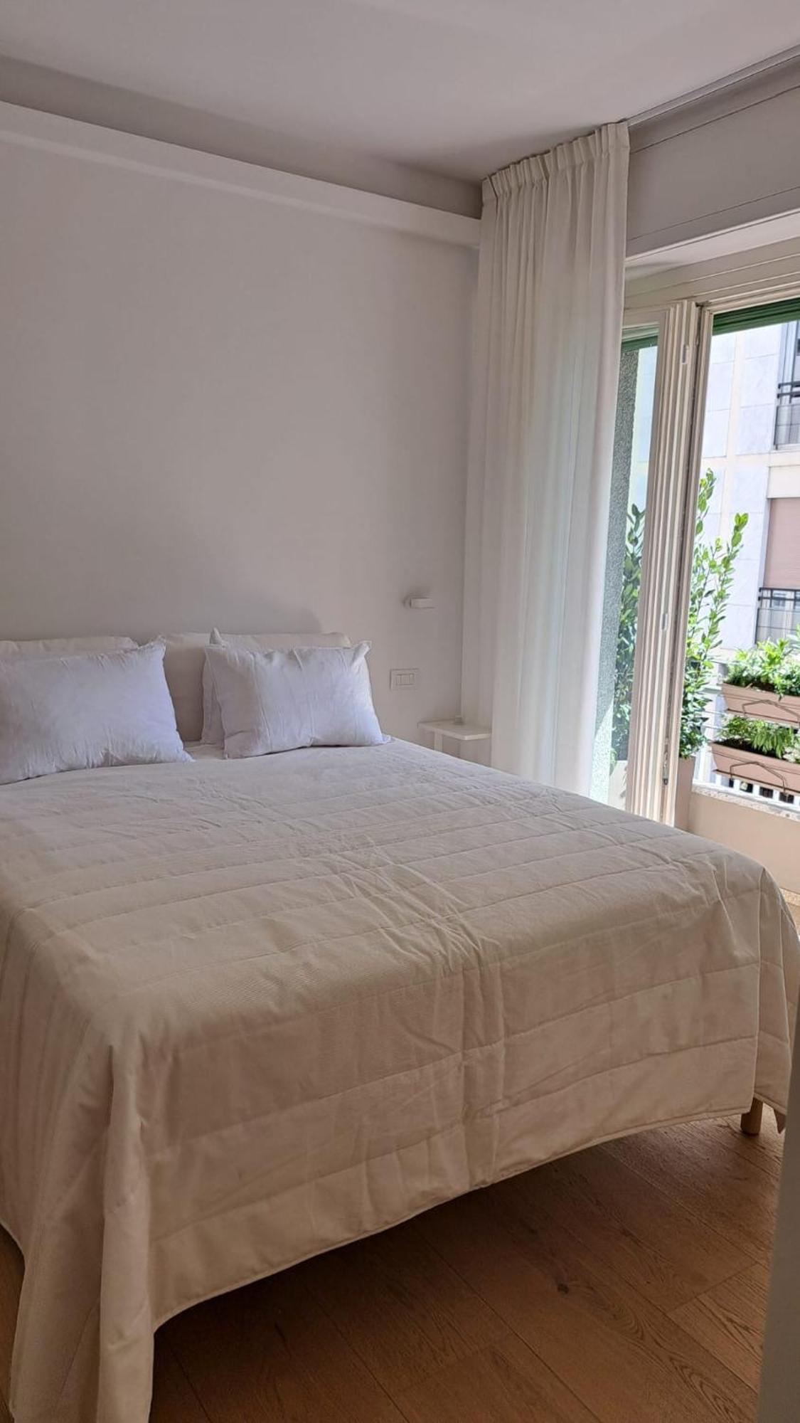 קומו The Window On The Theatre And The Cathedral - Luxury Apartment מראה חיצוני תמונה